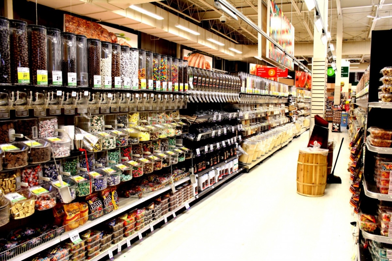 vente-HYERES-min_retail_grocery_supermarket_store_food_shopping_market_shop-613228